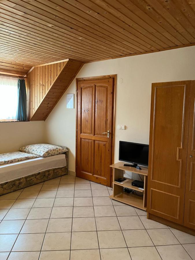 Ibolya Vendégház Kehidakustány Exterior foto
